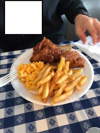 Gus's World Famous Fried Chicken